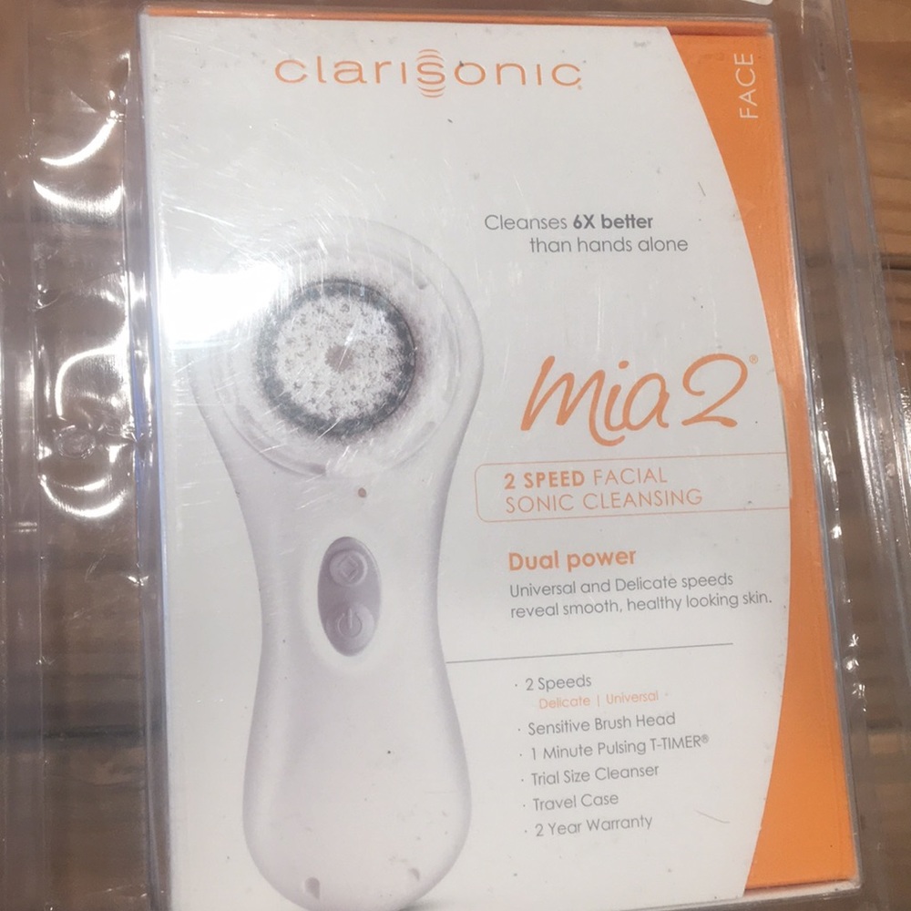 CLARISONIC Mia 2 (2 Speed Facial Sonic Cleaning)